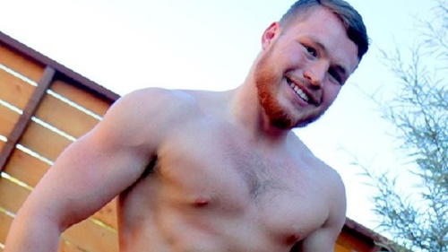 Beefy Red Head Muscle Boy Boxing Instructor Canelo Ment Shows Us the Fire Crotch
